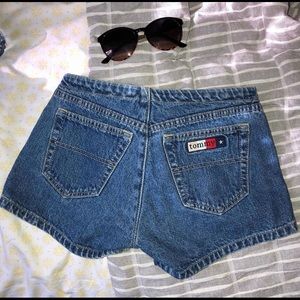 Tommy Hilfiger Jean shorts🤩